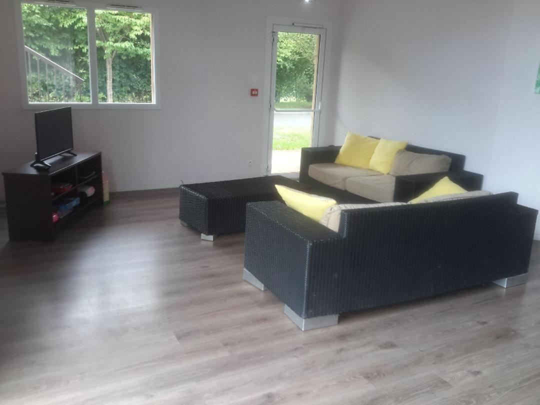 Entre Le Pont 9 Et L'eveque , Les Hauts De Honfleur, Piscine, Wifi Et Parking Gratuits *