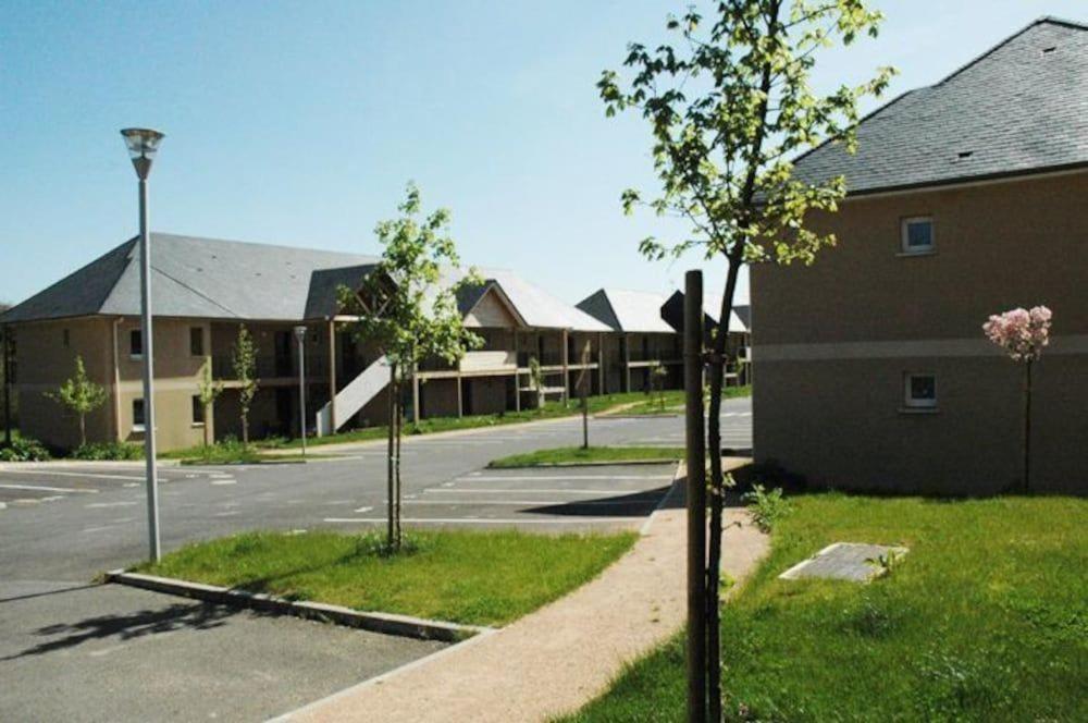 Apartment Entre Le Pont 9 Et L'eveque , Les Hauts De Honfleur, Piscine, Wifi Et Parking Gratuits *